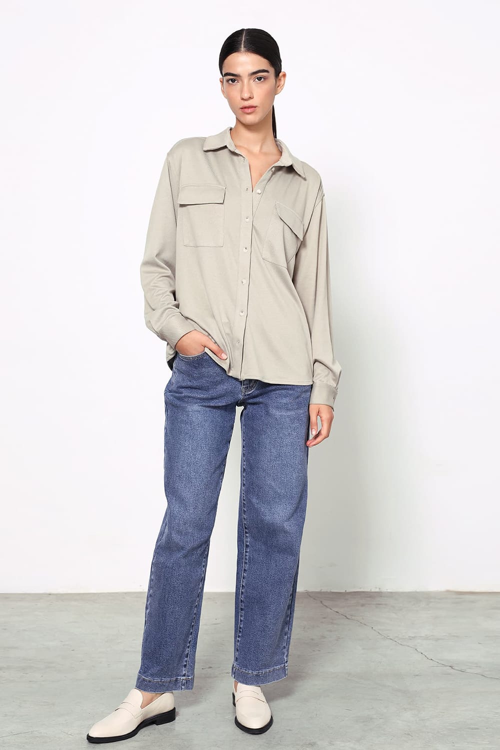 חולצת שקדיה