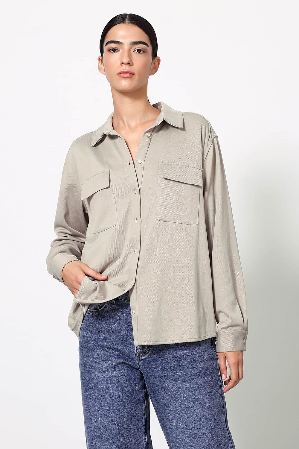 חולצת שקדיה