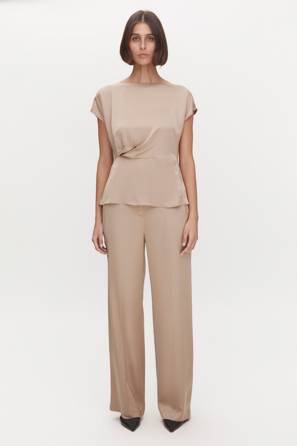 חולצת נורית