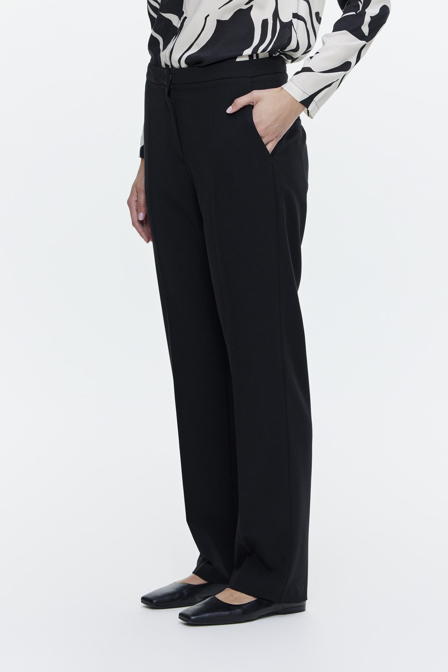 מכנסי ארגמן