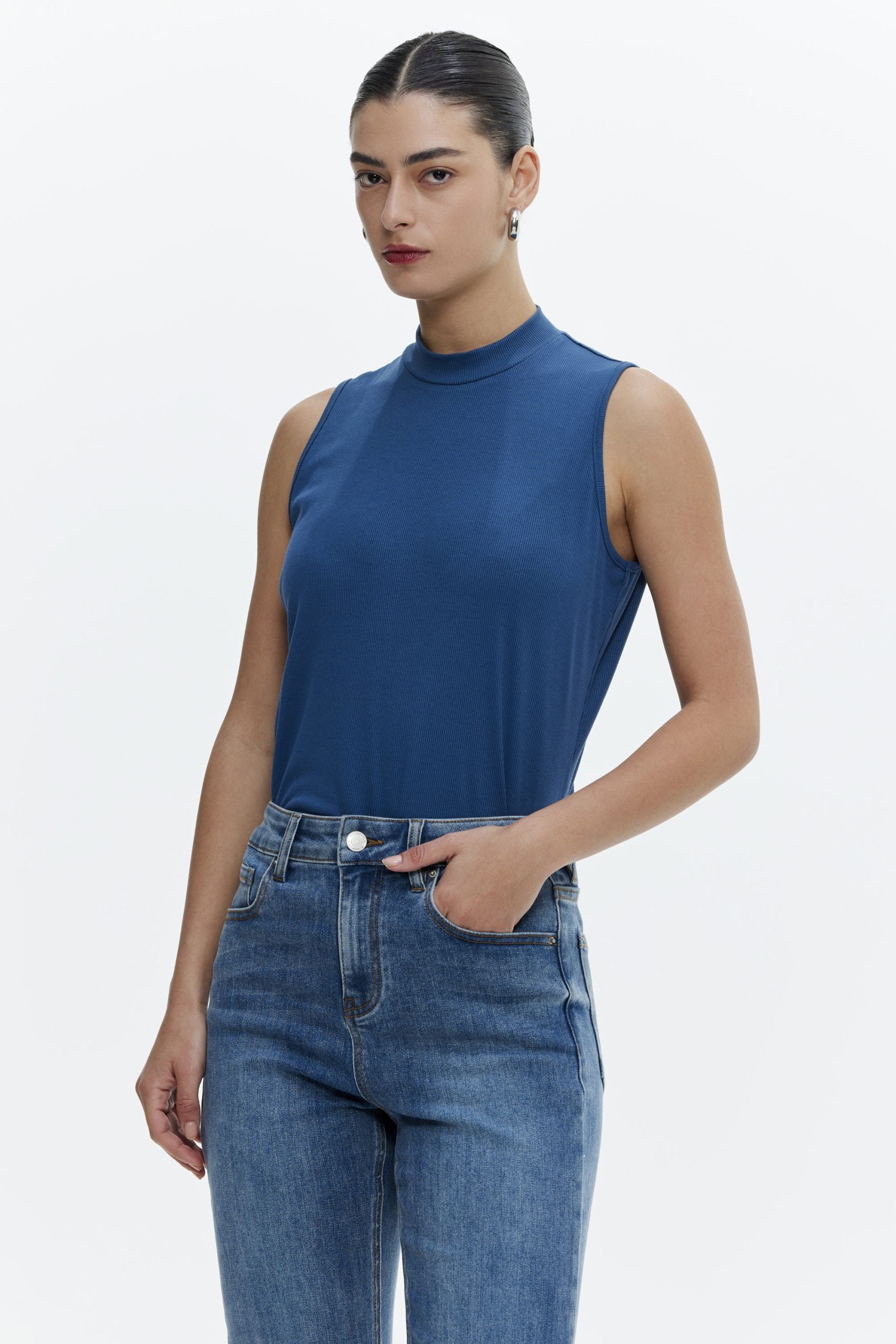 גופיית טריאסט