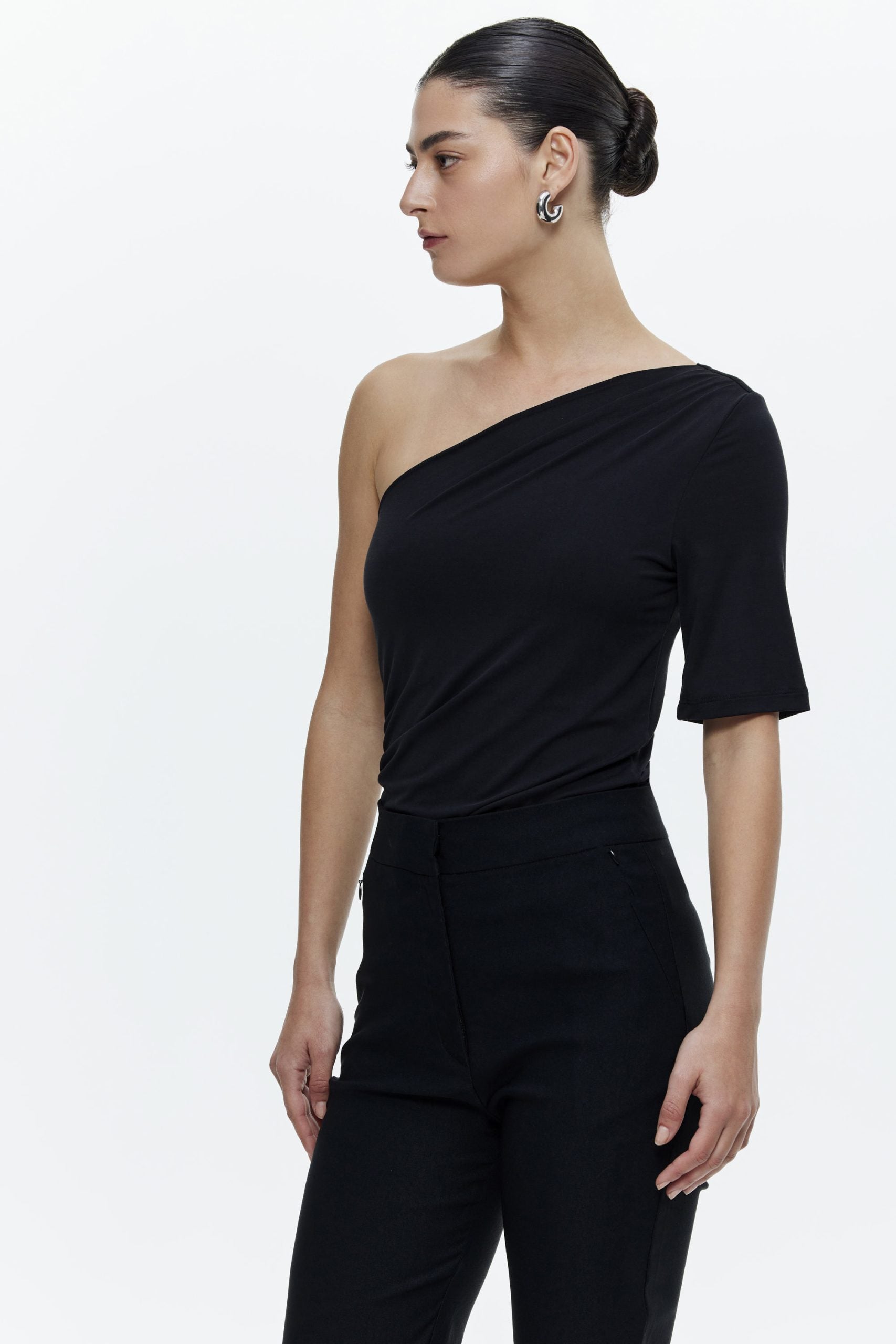 חולצת אושרת