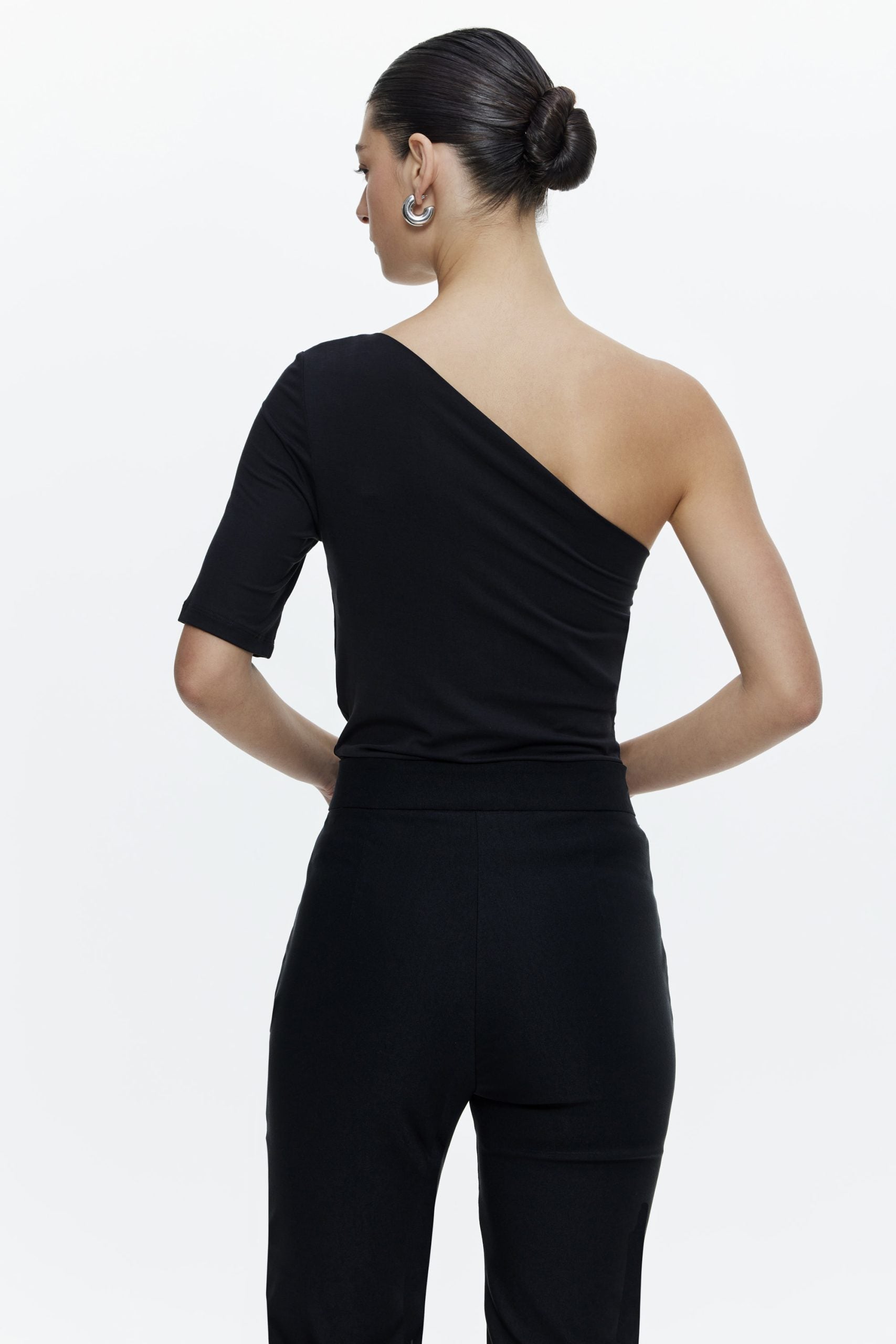 חולצת אושרת