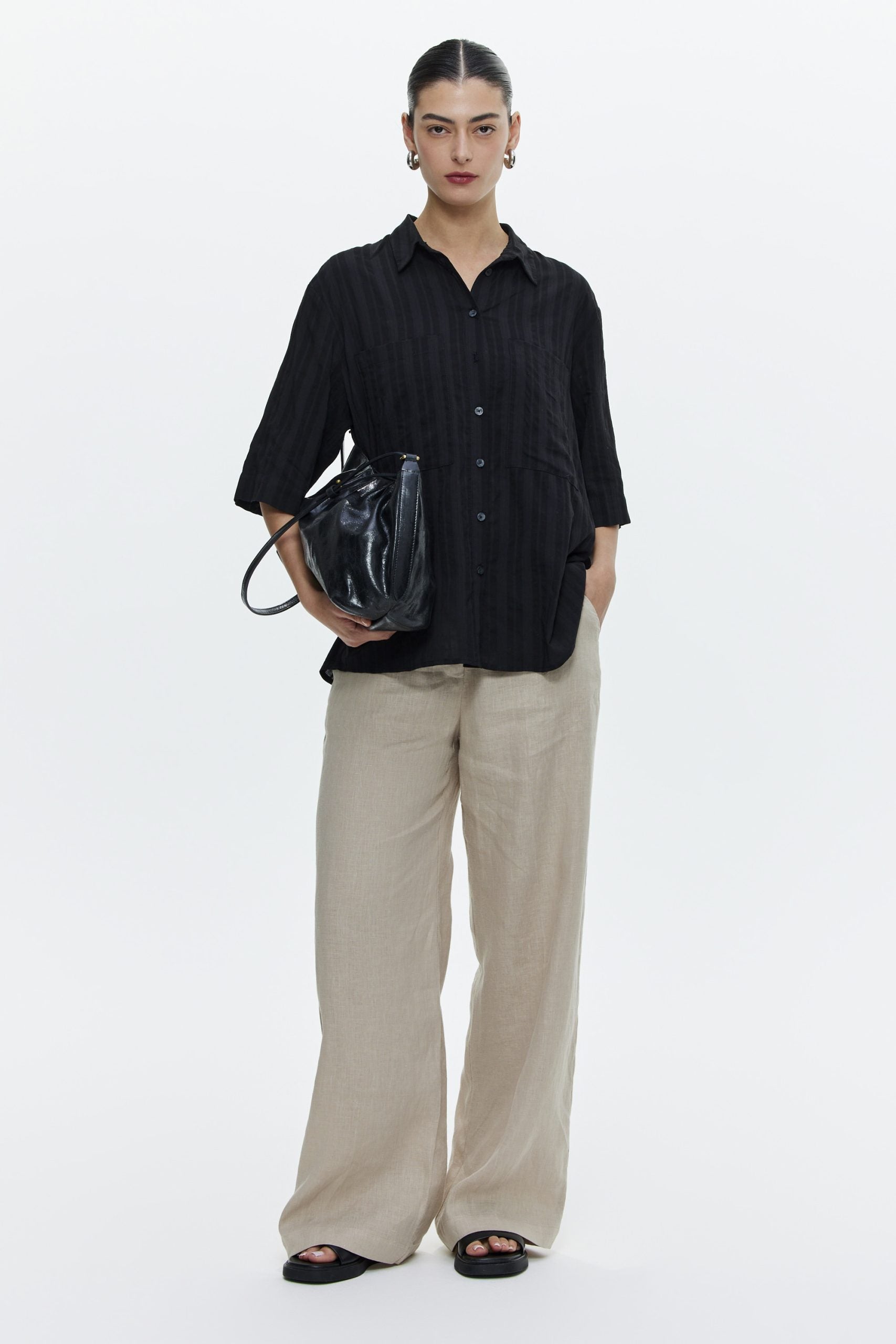 חולצת אליזבת