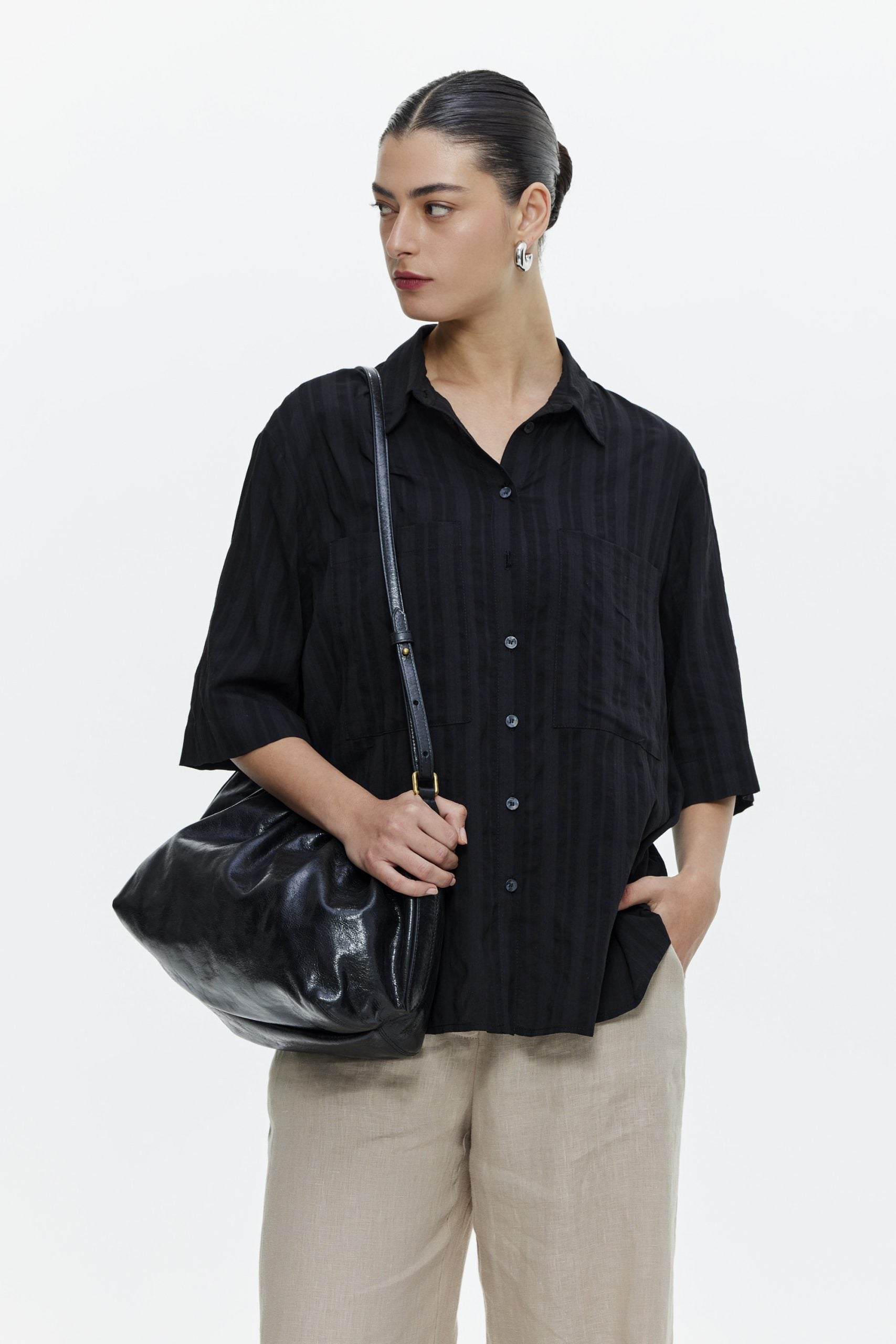 חולצת אליזבת