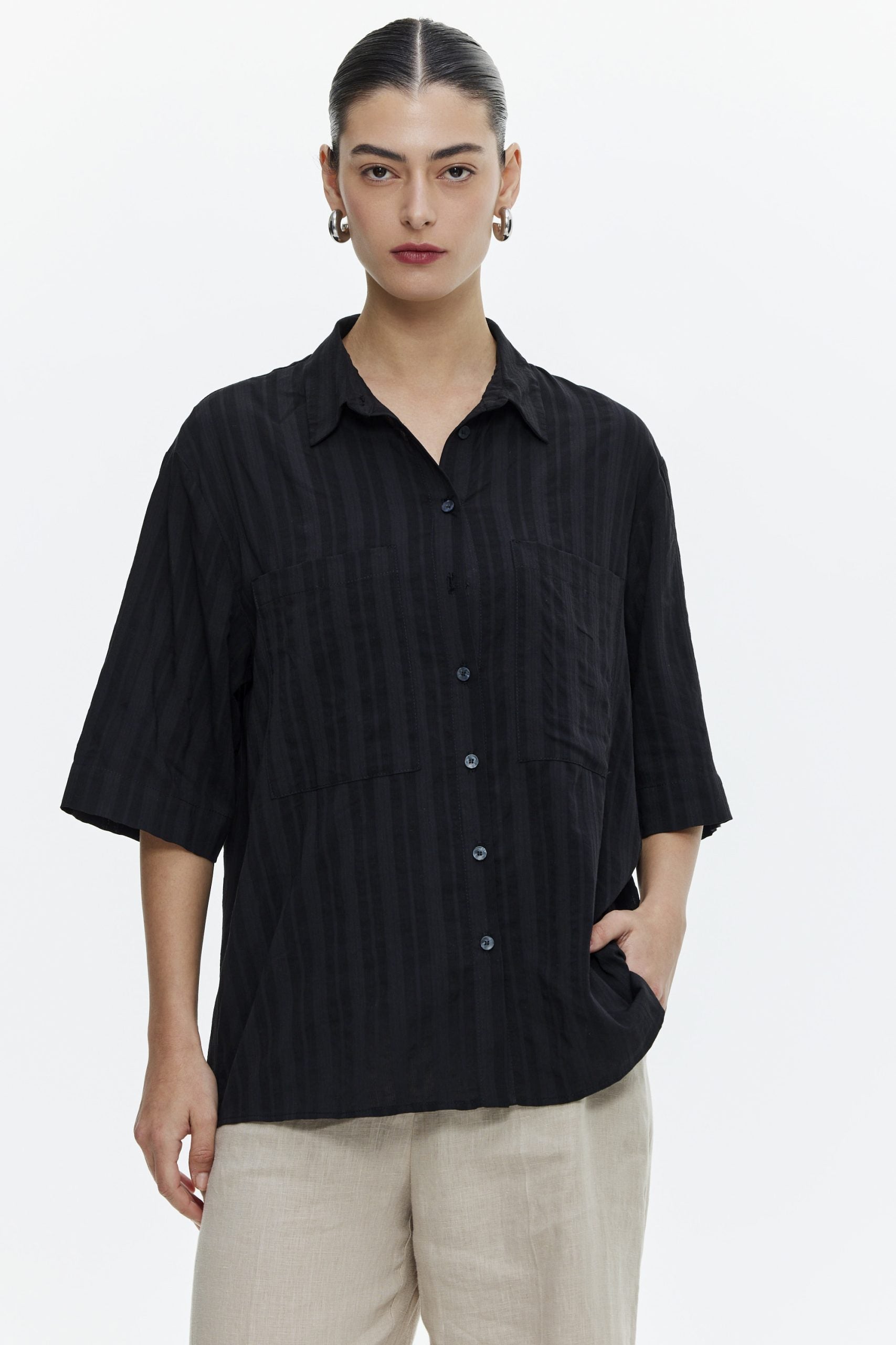 חולצת אליזבת