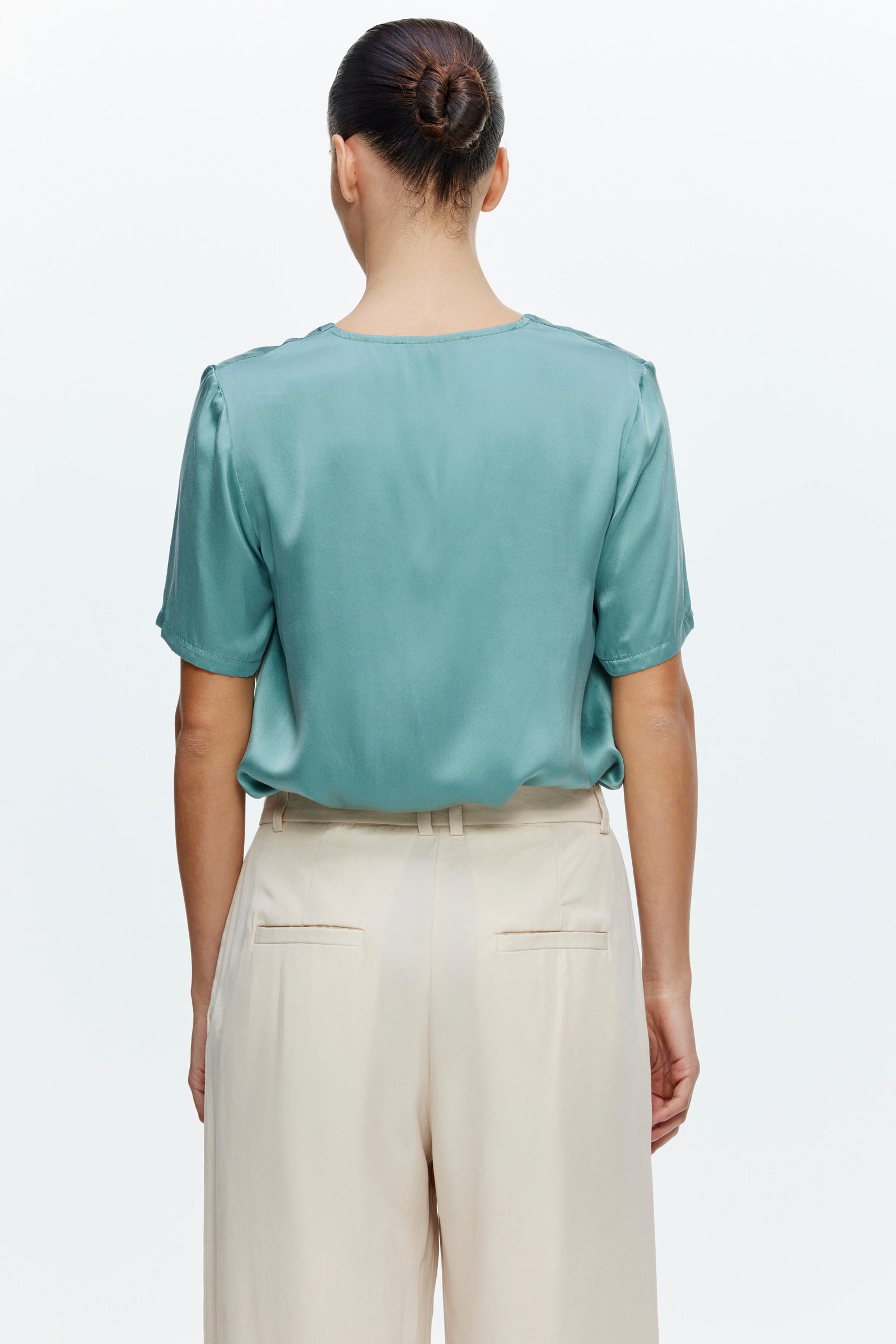 חולצת משי יער