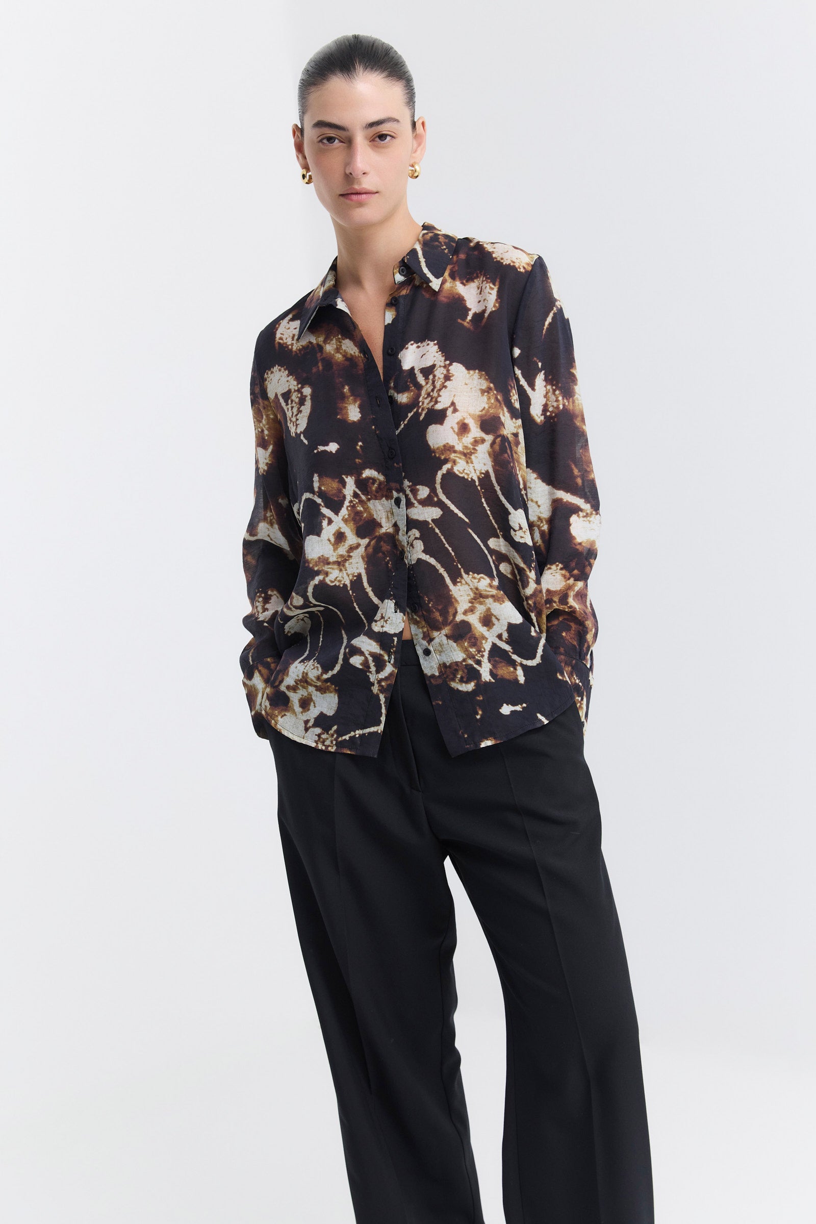 חולצת מיכאלה