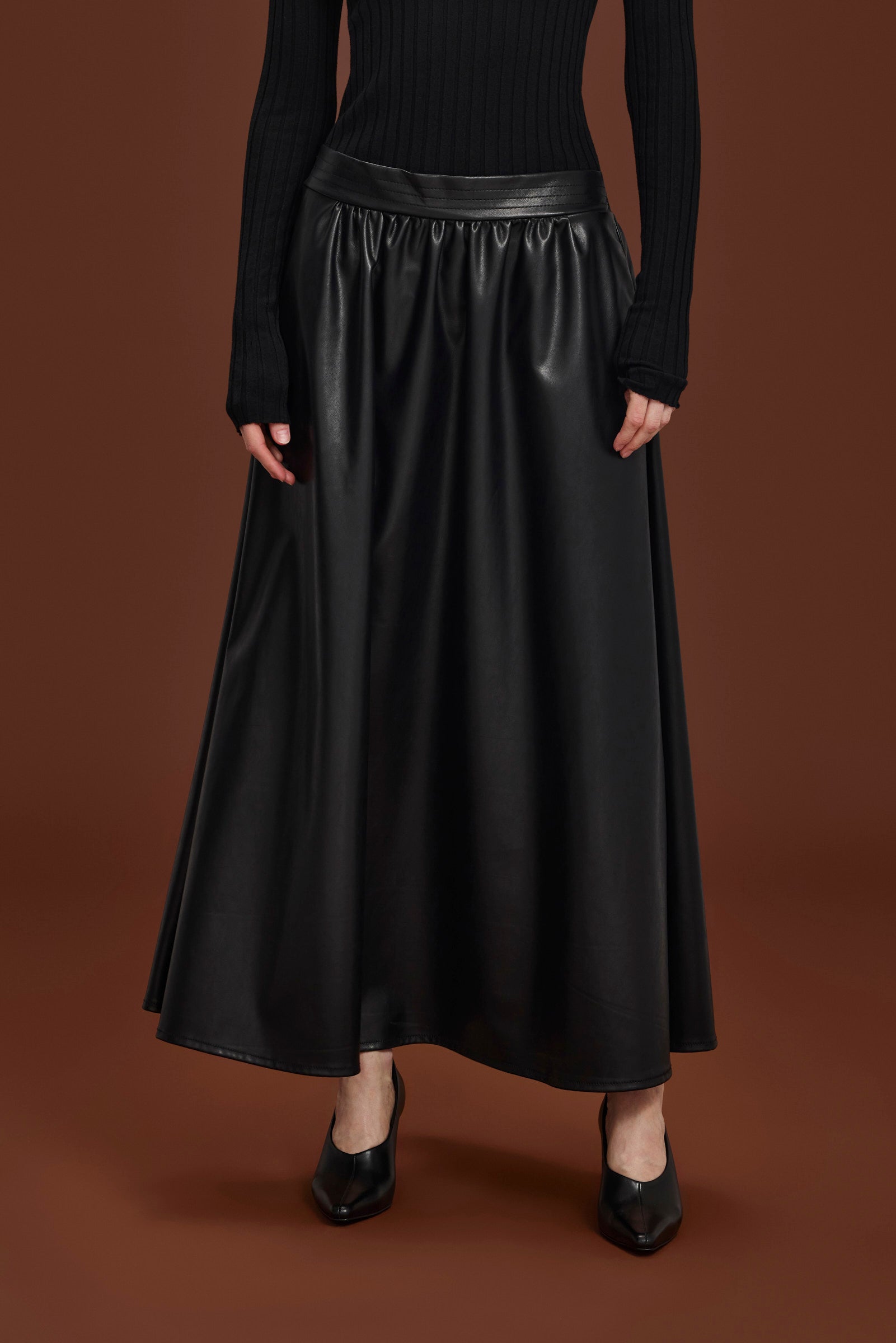 חצאית עופרי