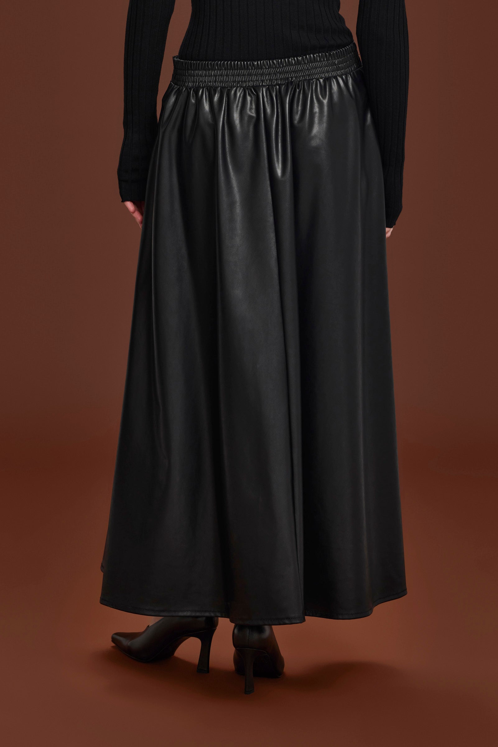 חצאית עופרי