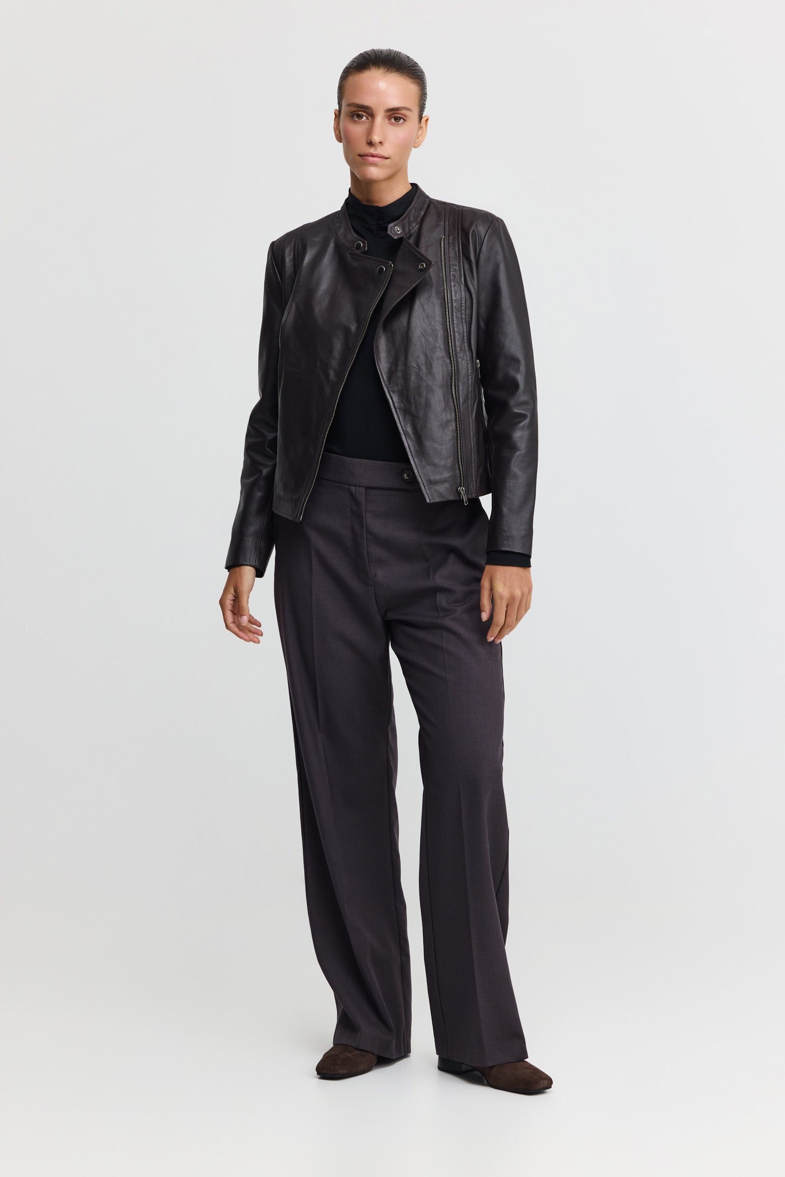 ז'קט עור סופיה