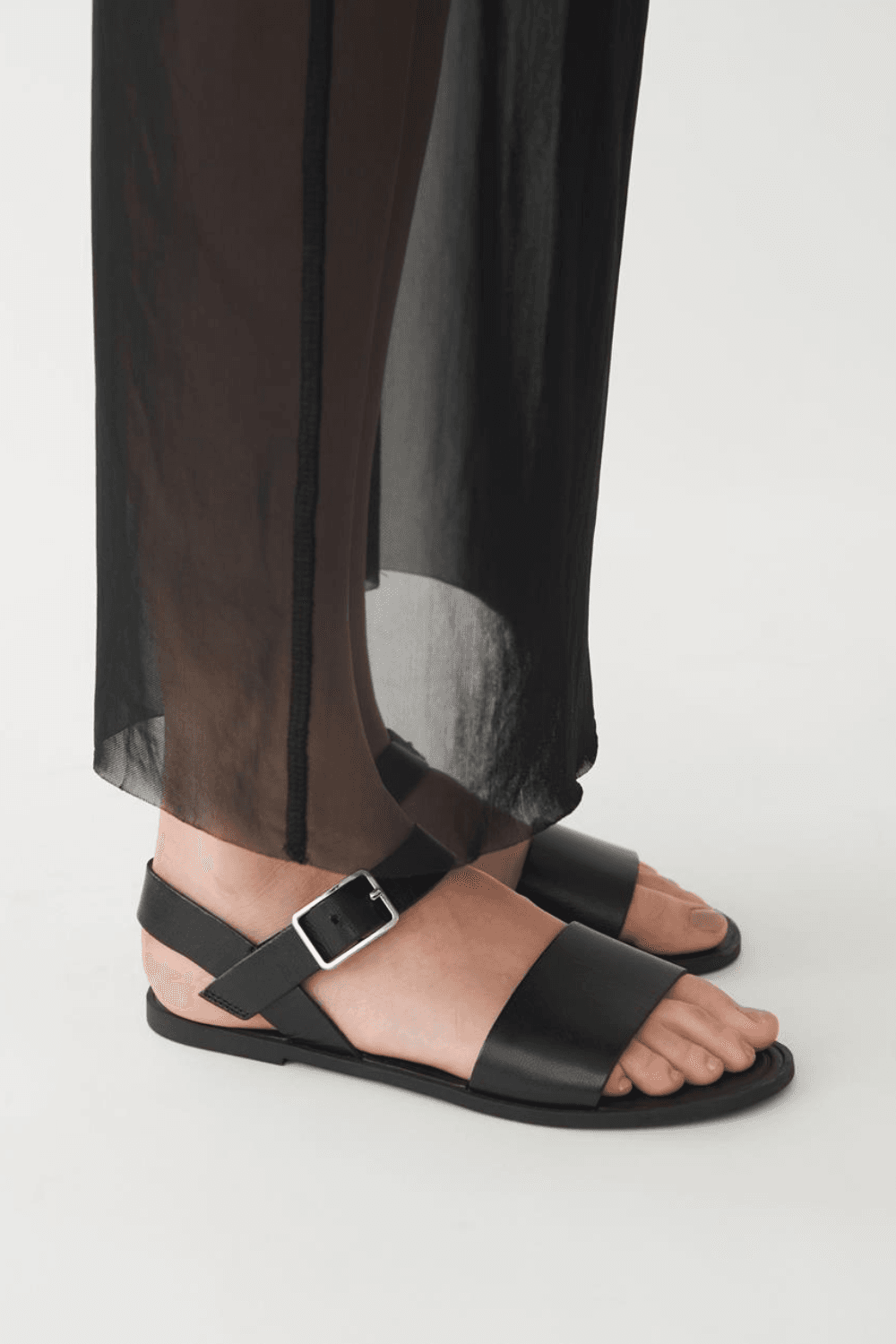Tia Sandals