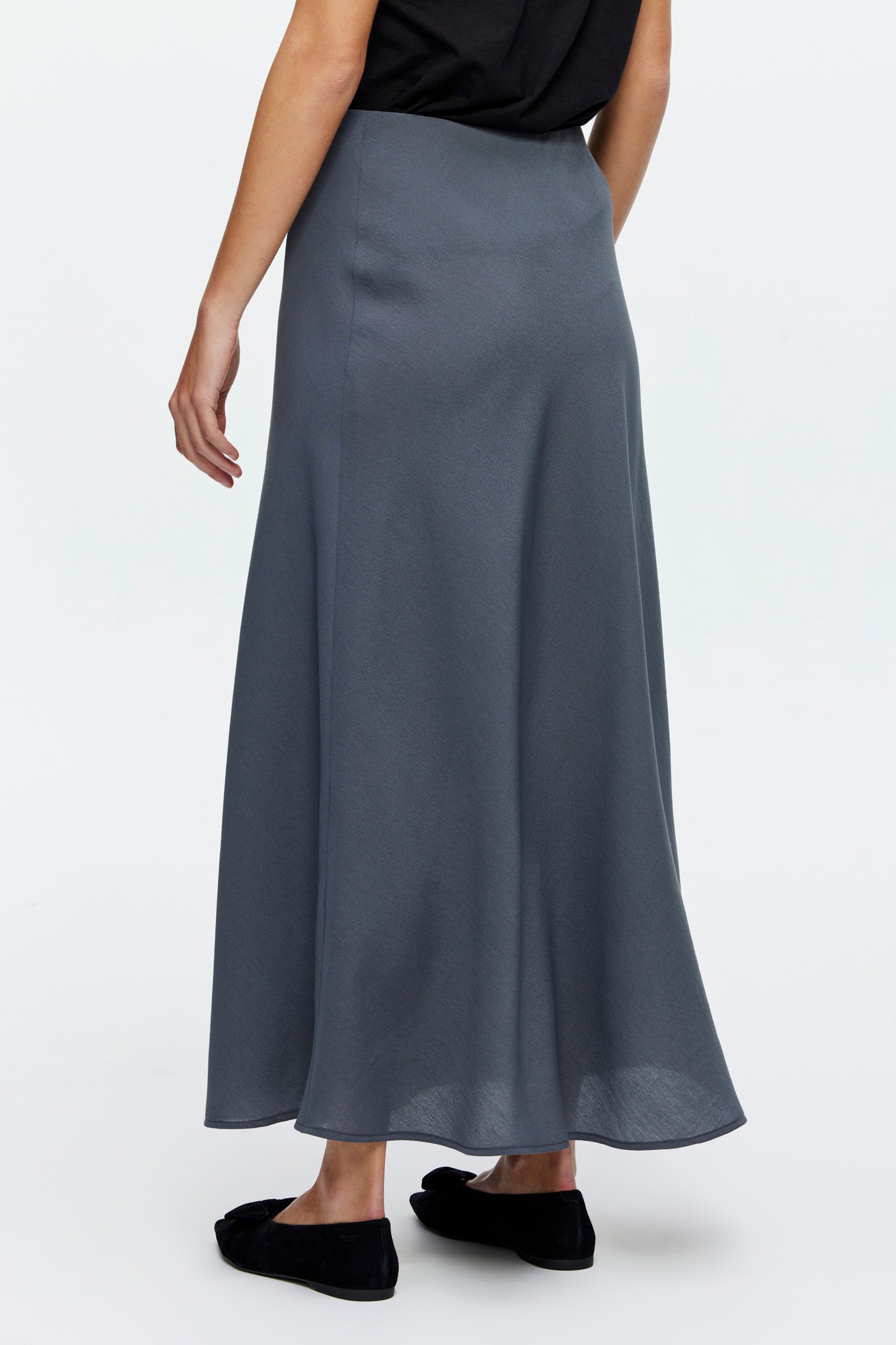 חצאית מאירה