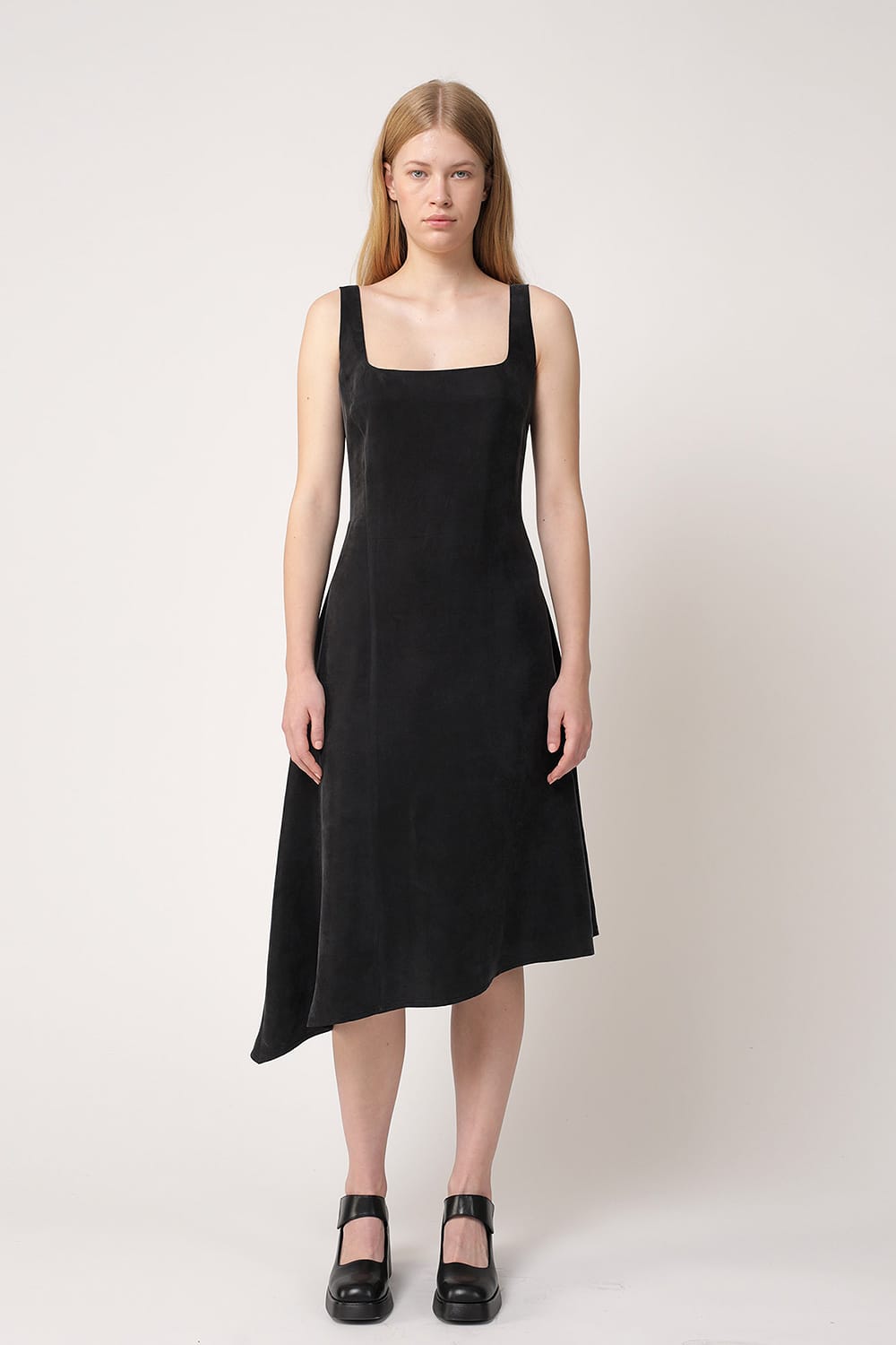 שמלת קיסריה