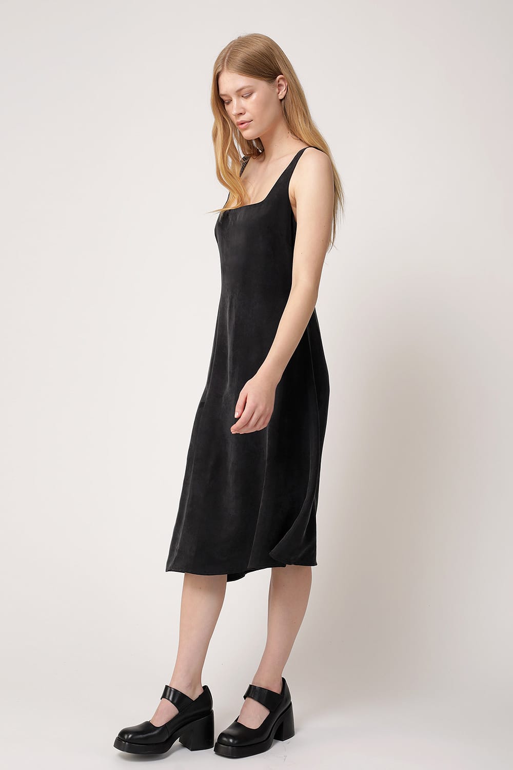 שמלת קיסריה