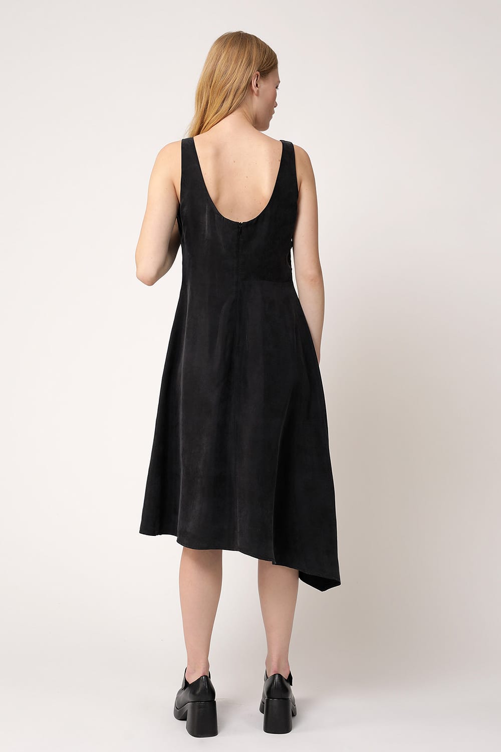 שמלת קיסריה