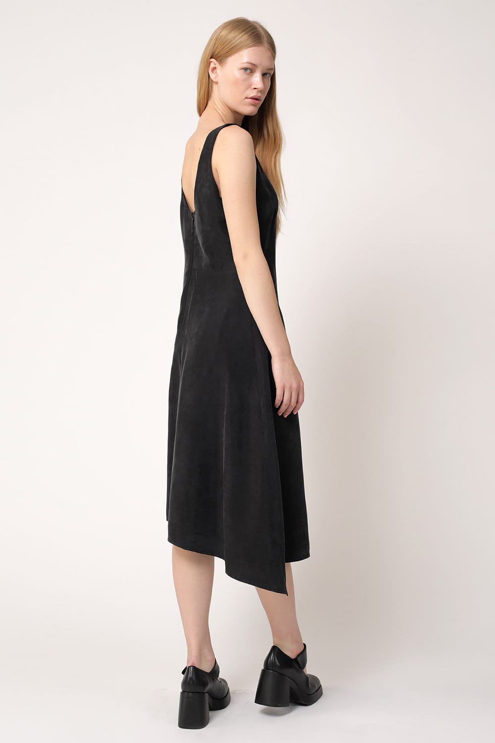 שמלת קיסריה