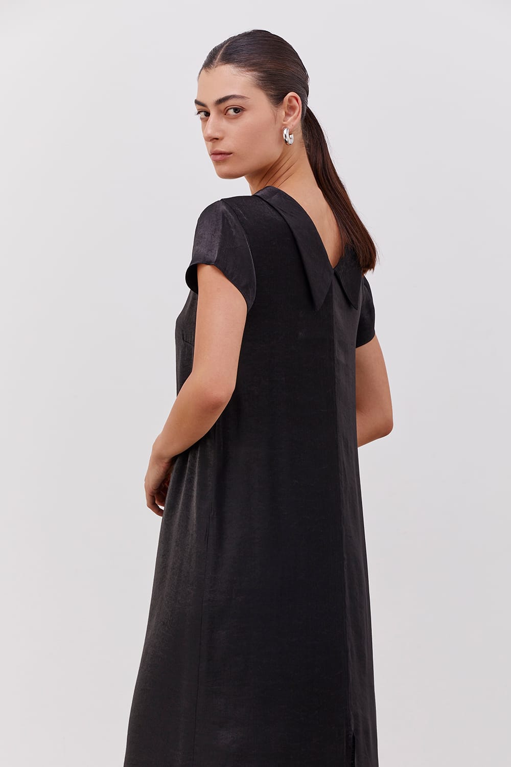 שמלת אוריאנה