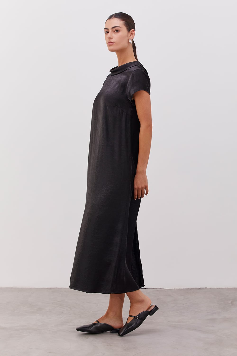 שמלת אוריאנה