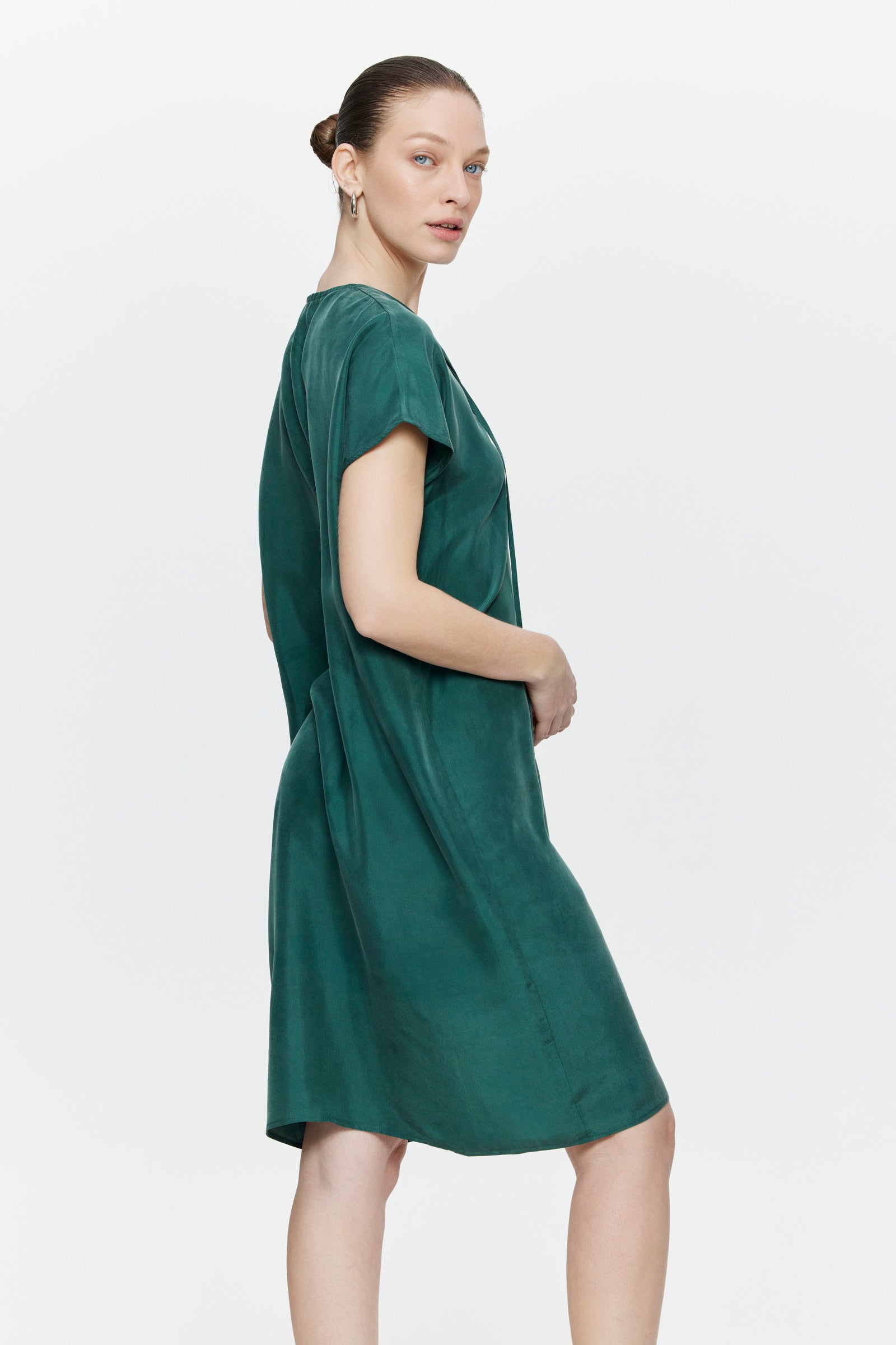 שמלת משי אליאנה