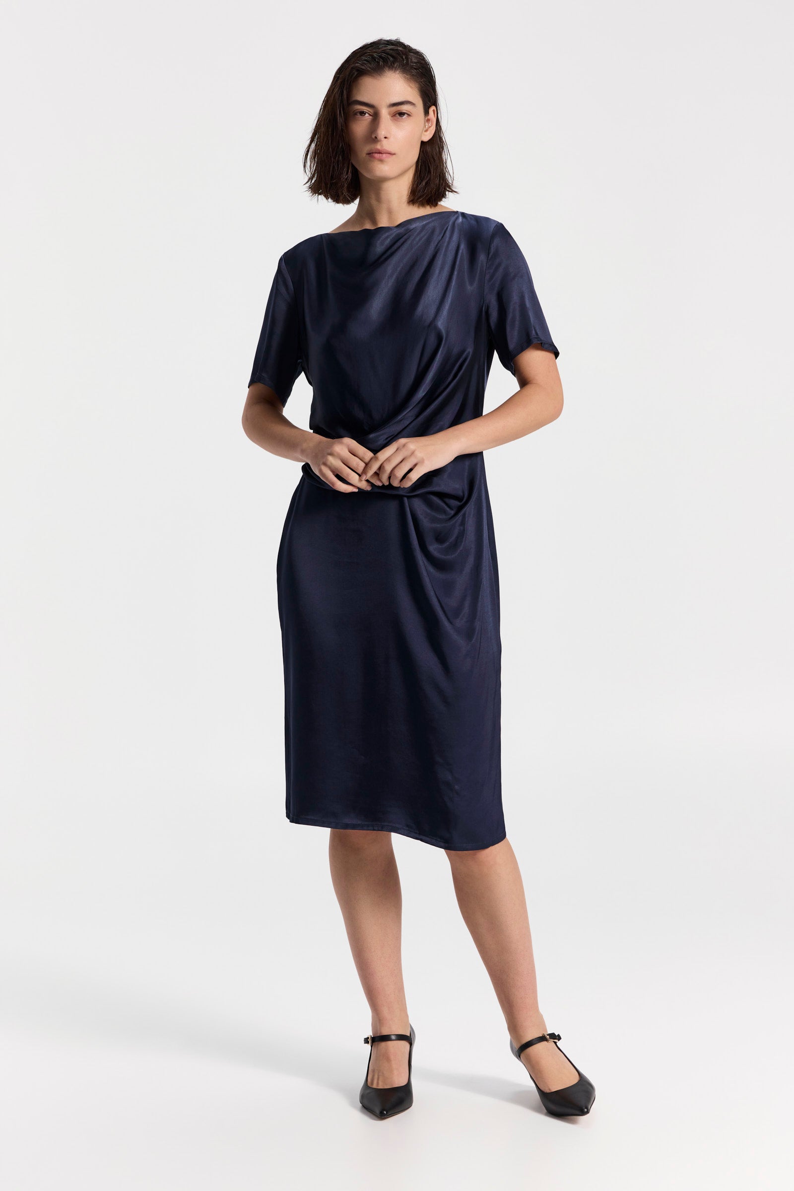 שמלת ורוניקה