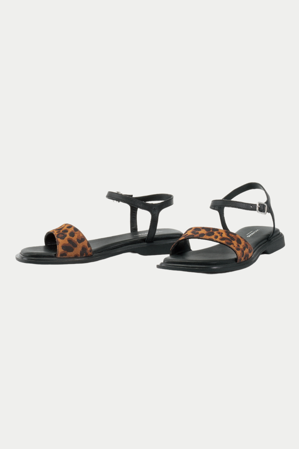 Vagabond Izzy Leopard Sandals
