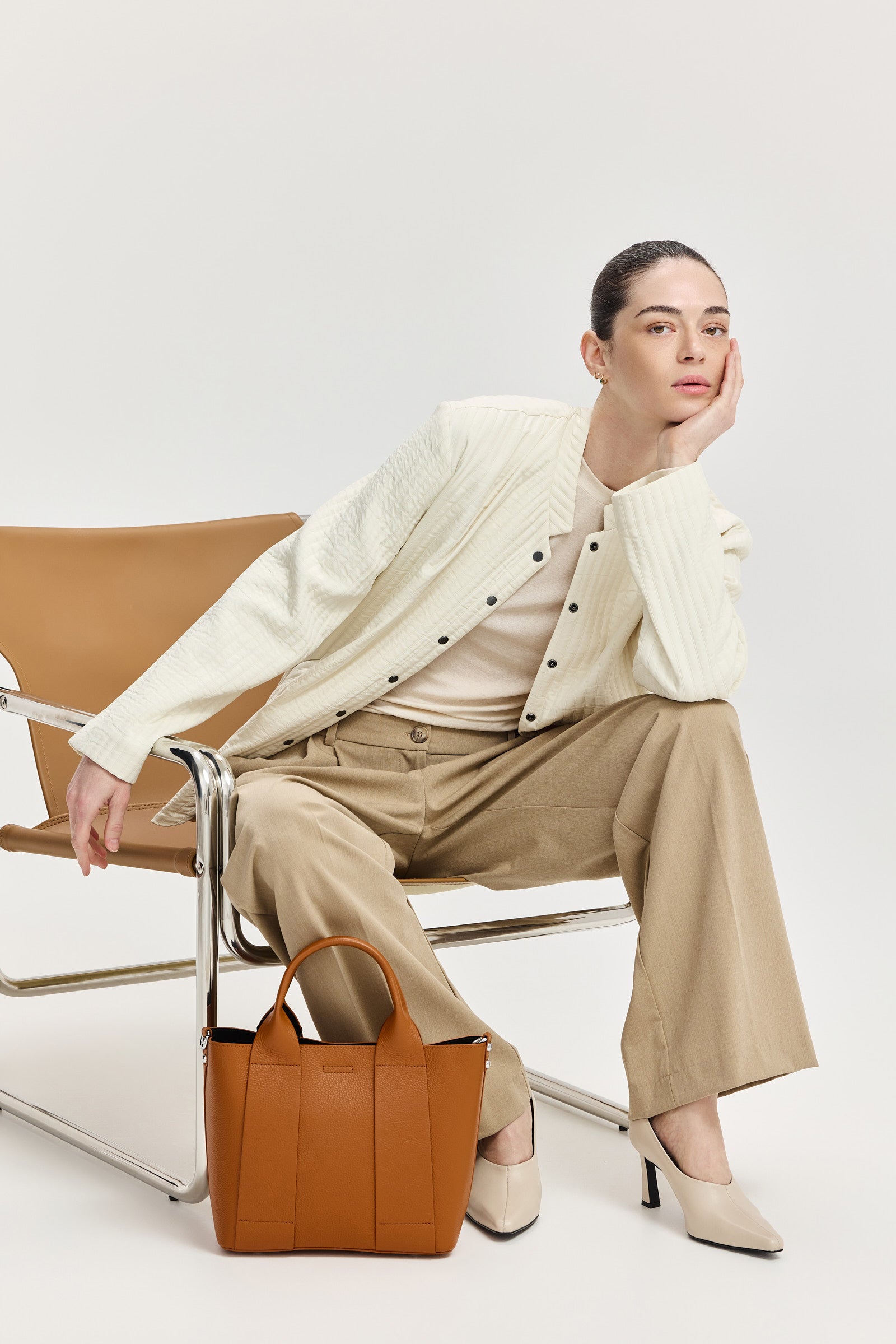 תיק עור מרים