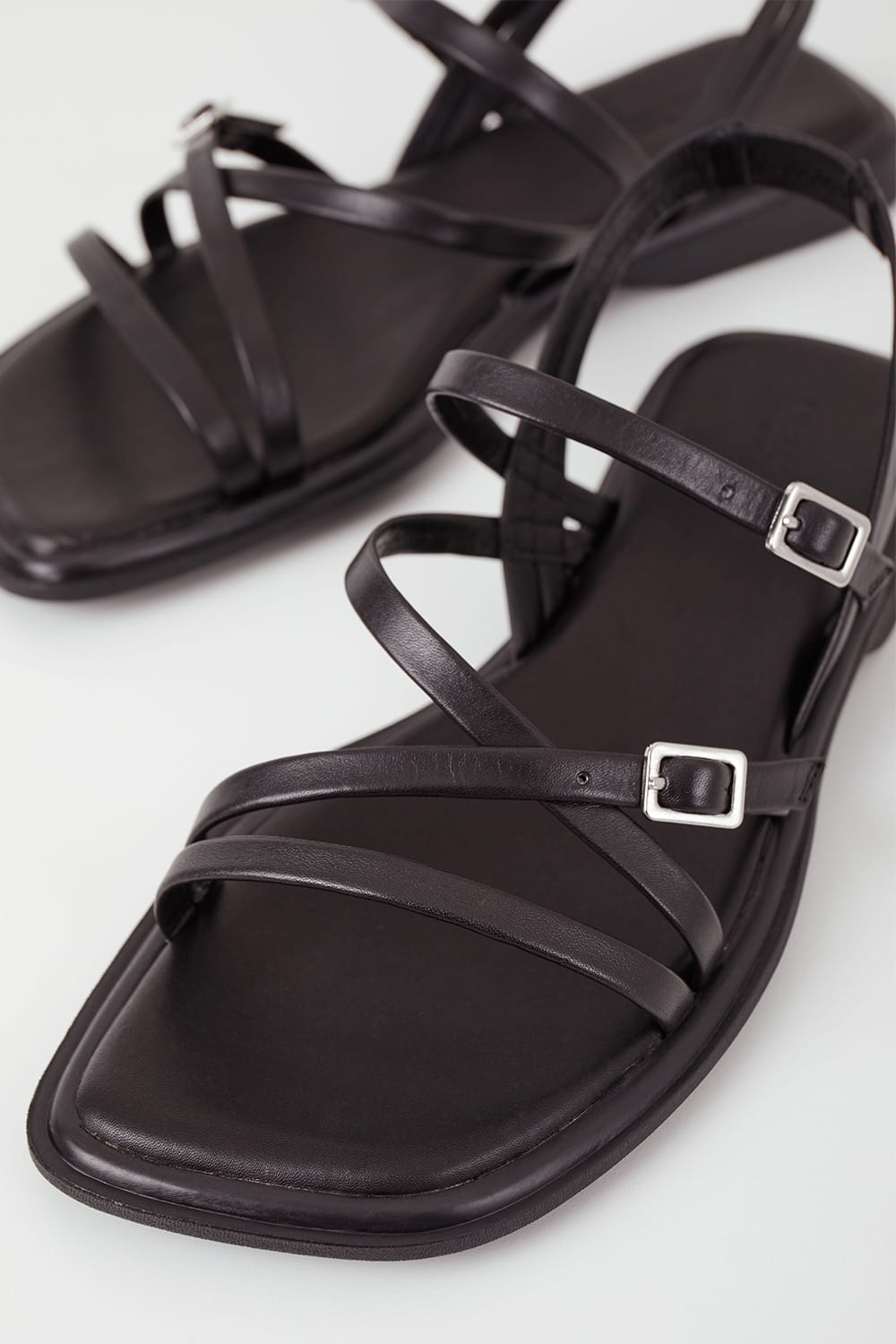 Izzy Flat Sandals