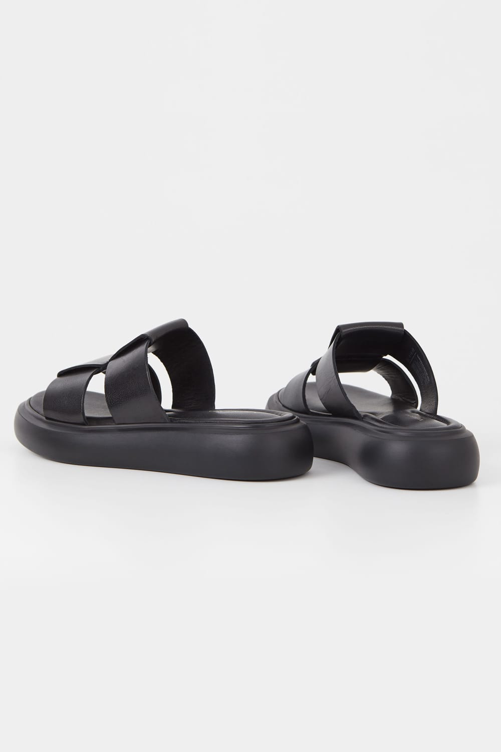 Blenda Plaited Slides