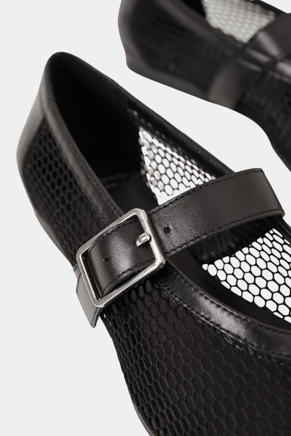 Vagabond Wioletta Buckle Shoes