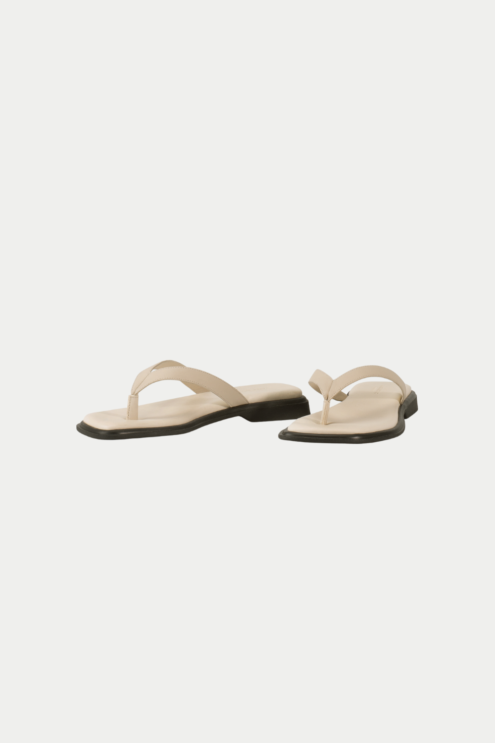 Vagabond Izzy Slides