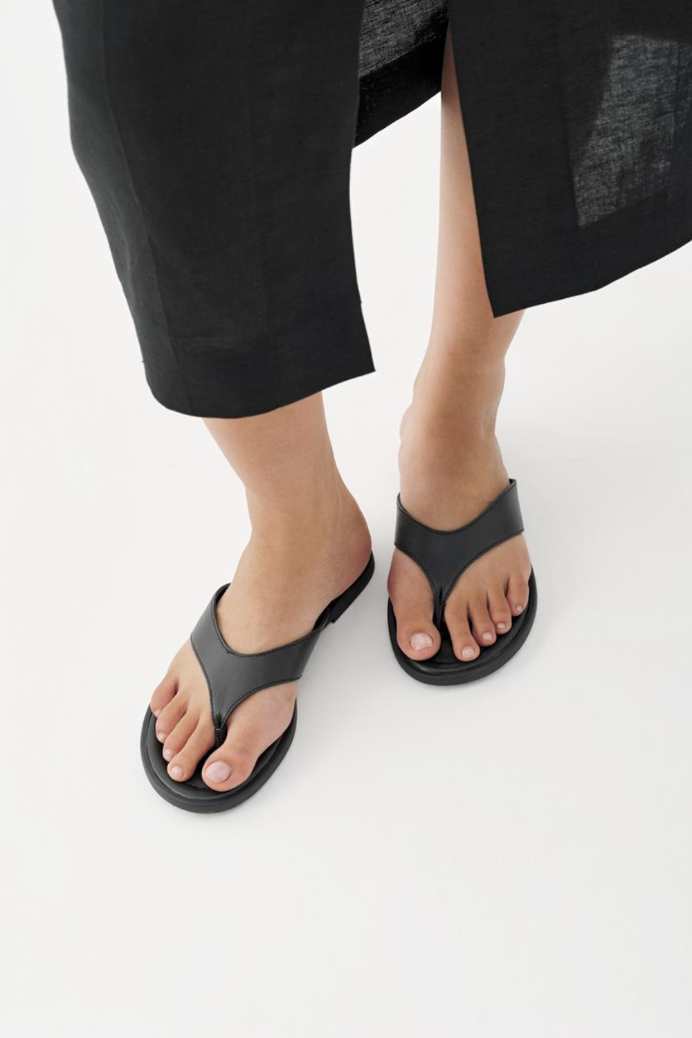 VAGABOND Zaida Slides