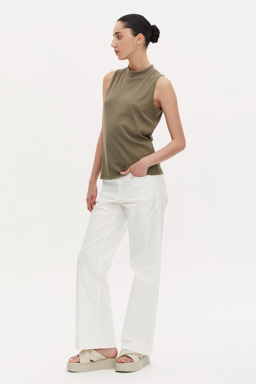 מכנסי לירון