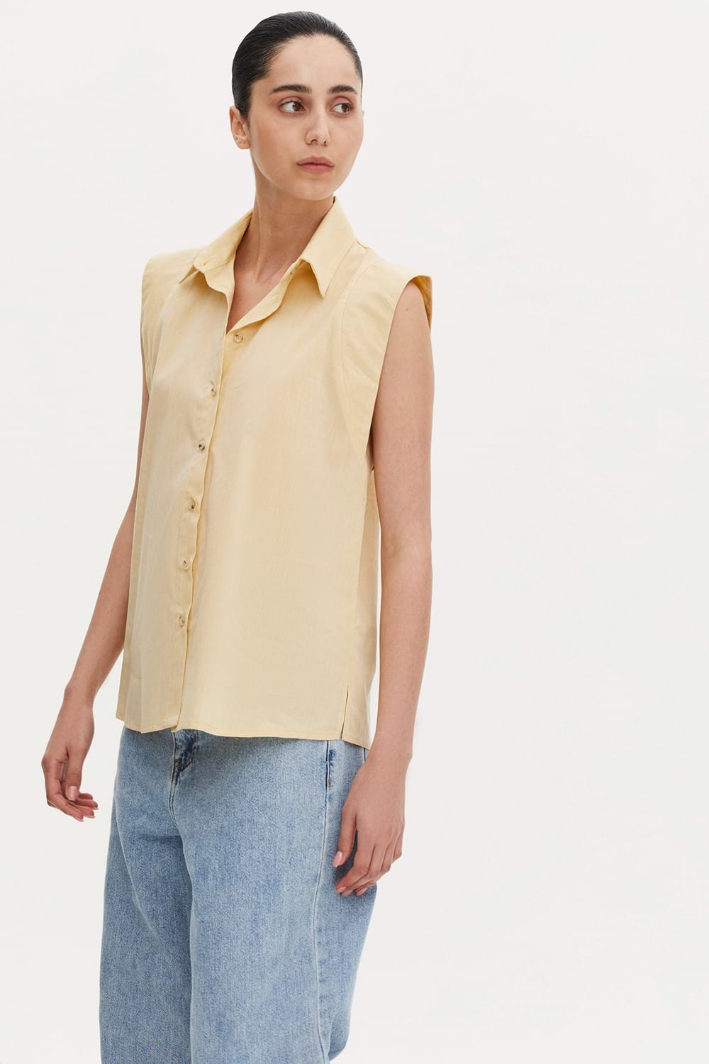 חולצת לילית