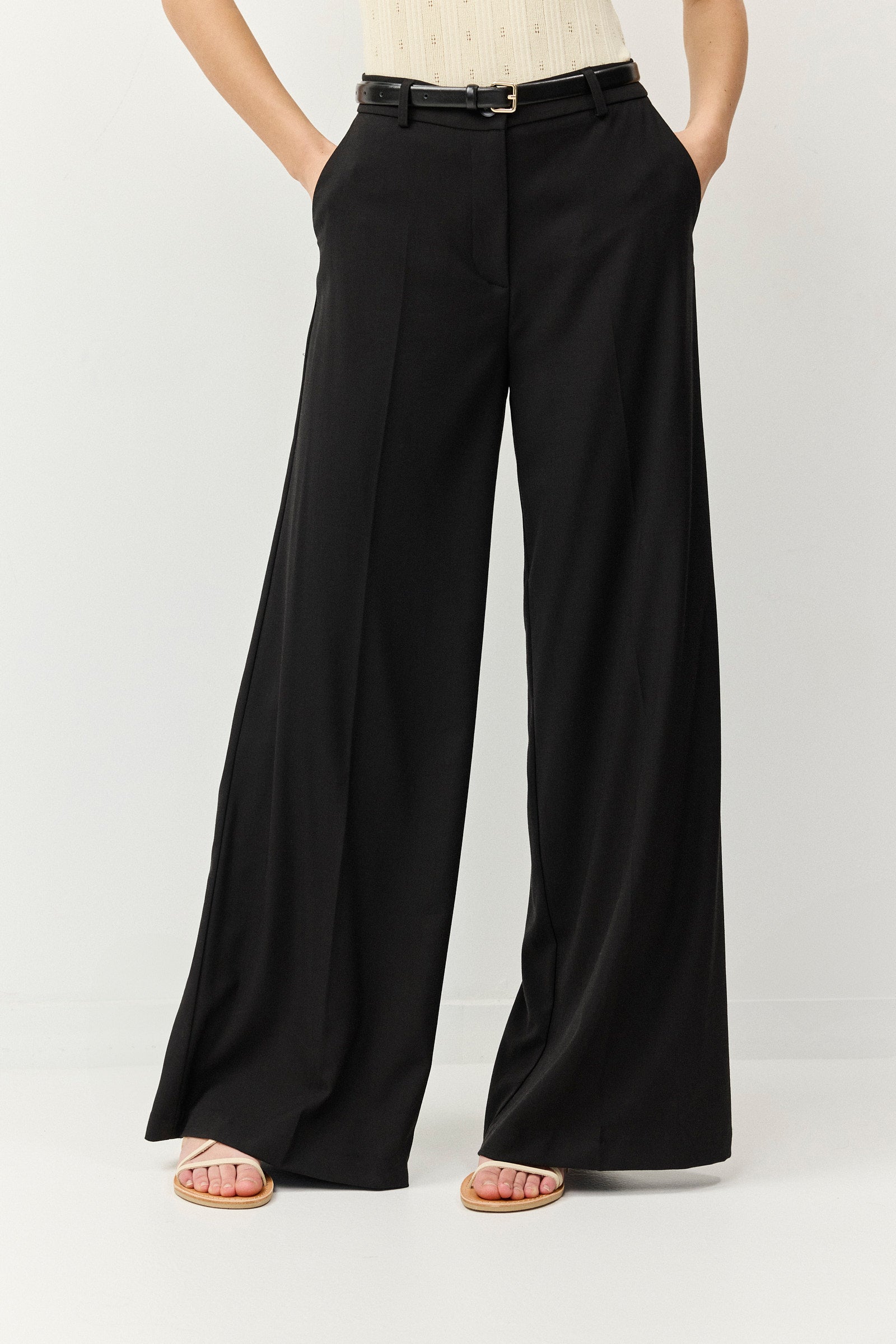 מכנסיים שמתאימים את עצמם