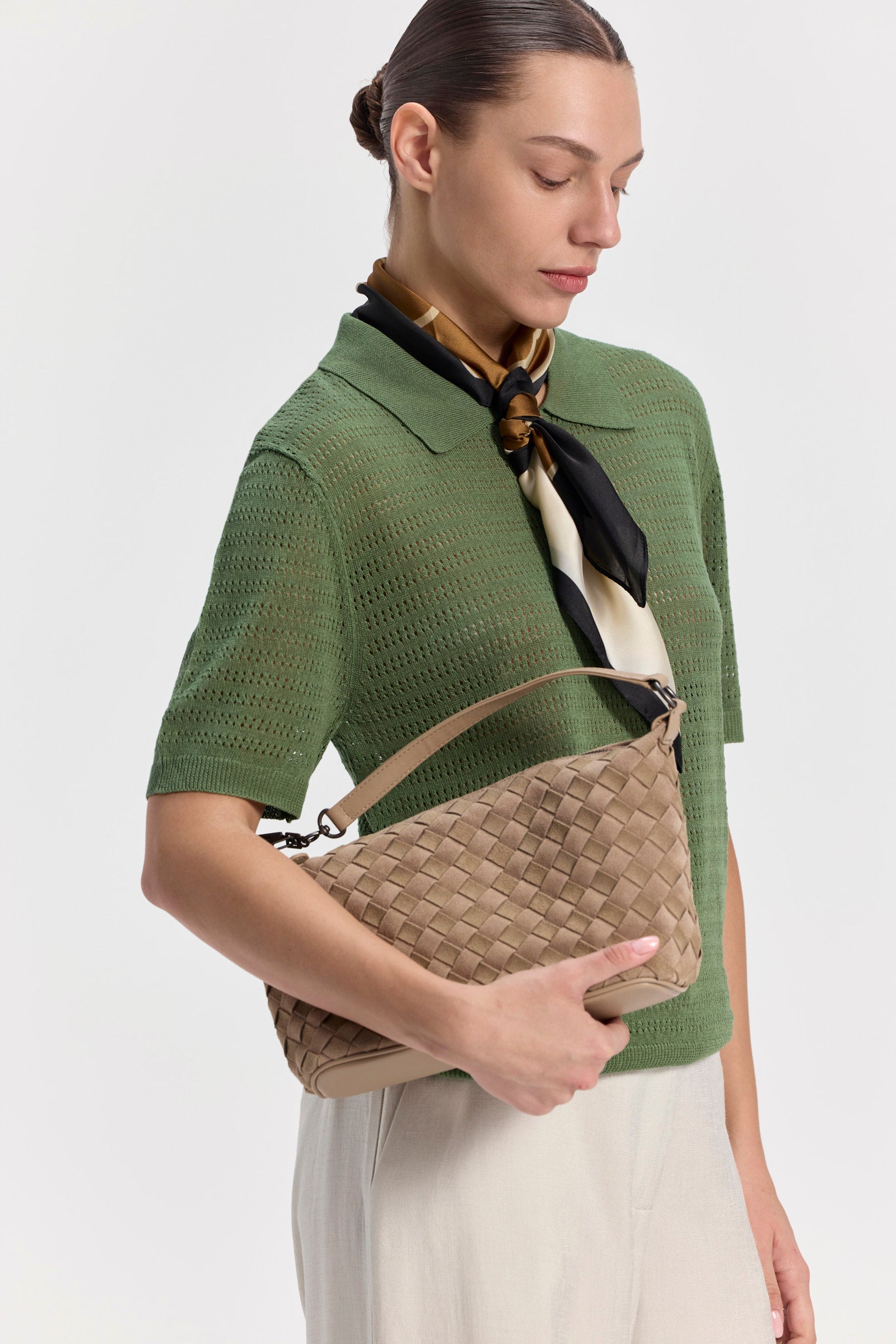 תיק עור הלני