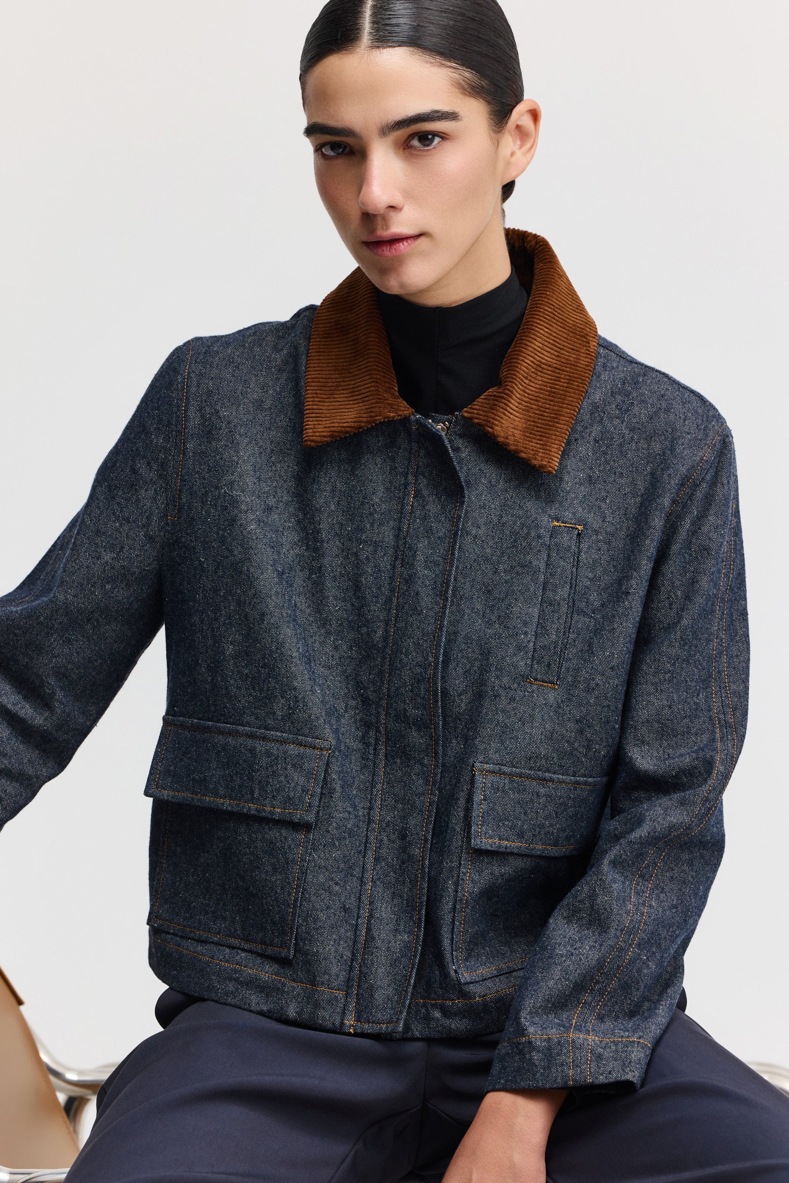 ג'קט ג'ינס אריה