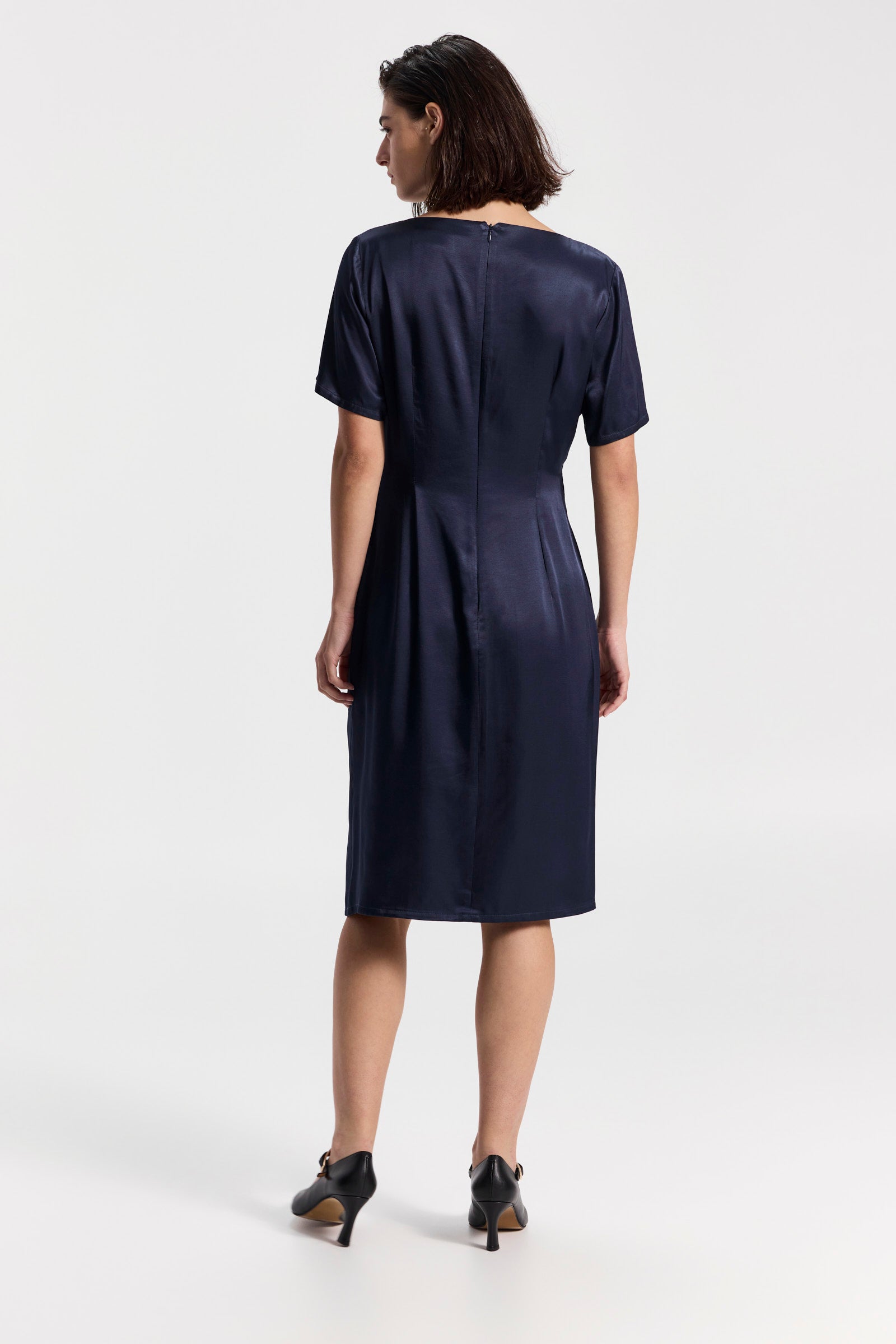 שמלת ורוניקה