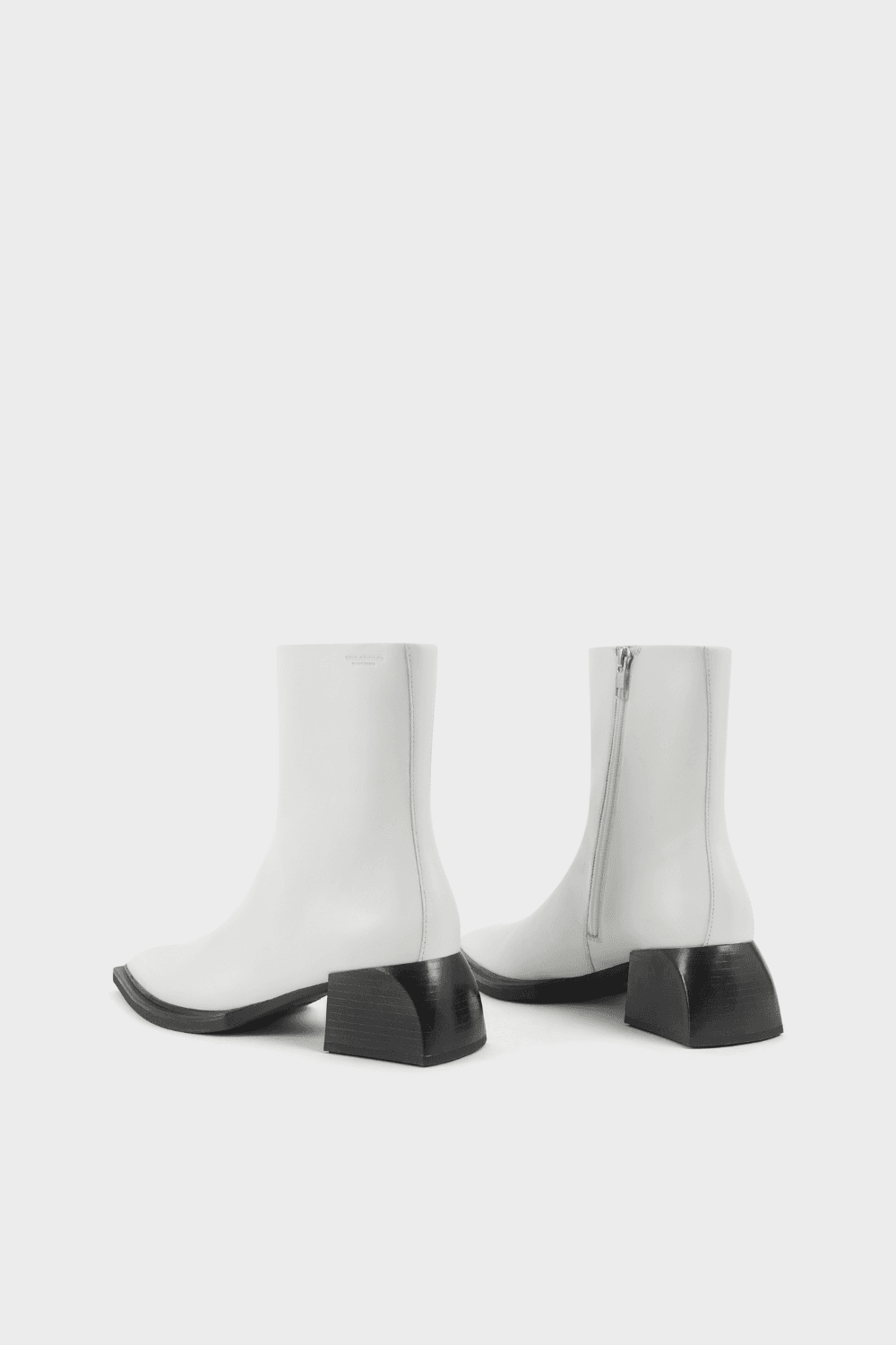 Vivian Boots