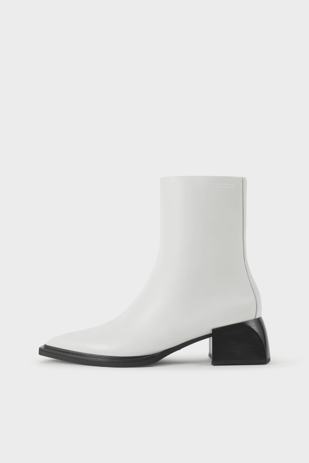 Vivian Boots