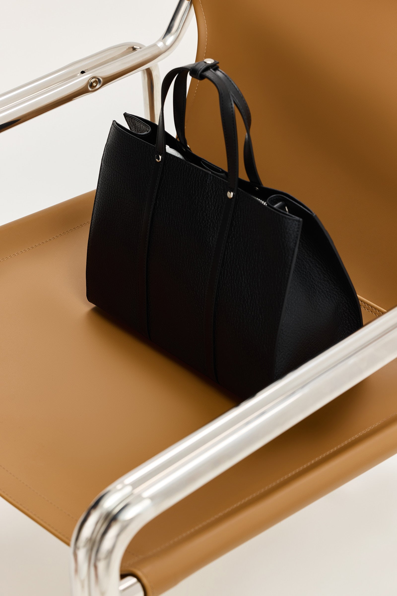 תיק עור מאיה