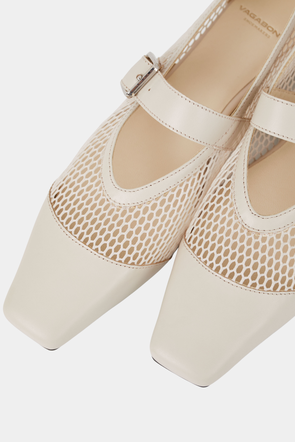 Vagabond Wioletta Buckle Shoes