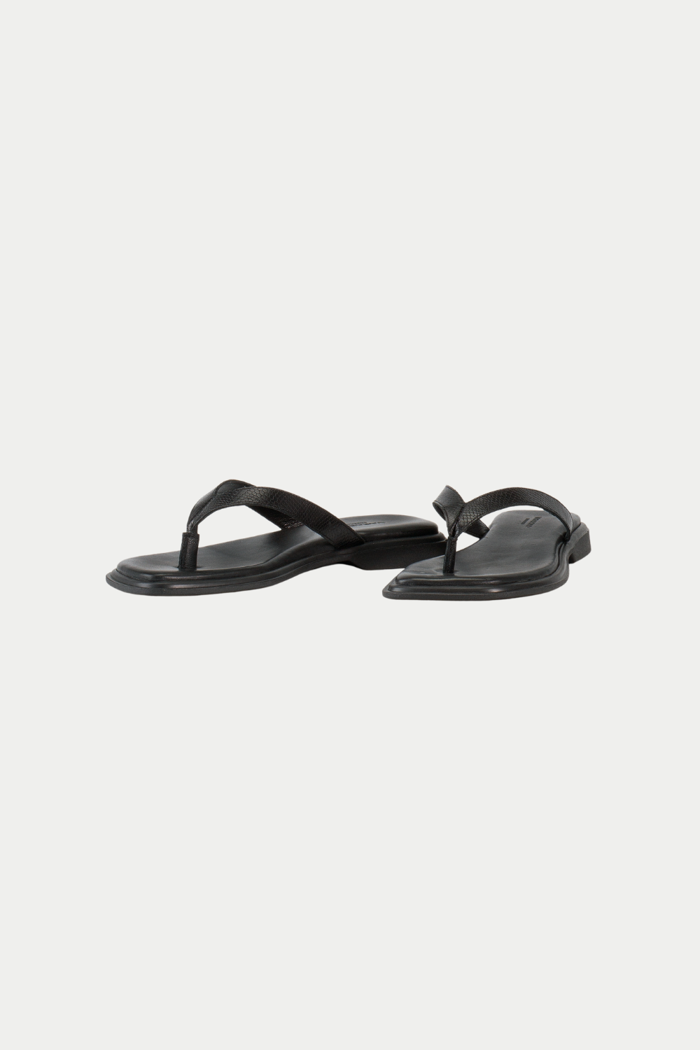 vagabond Izzy Slides