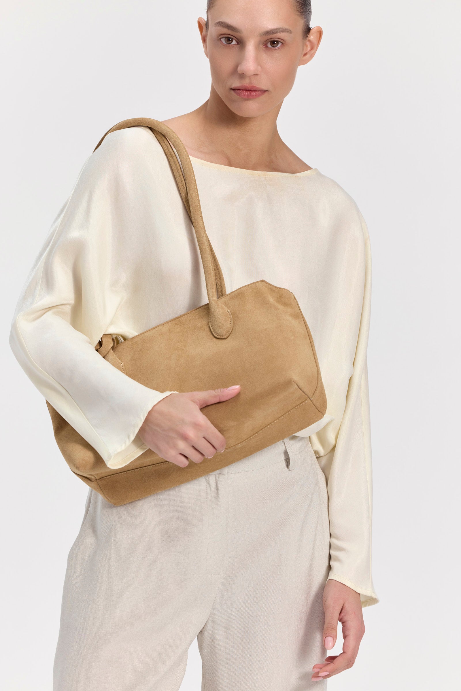 תיק עור ויולט