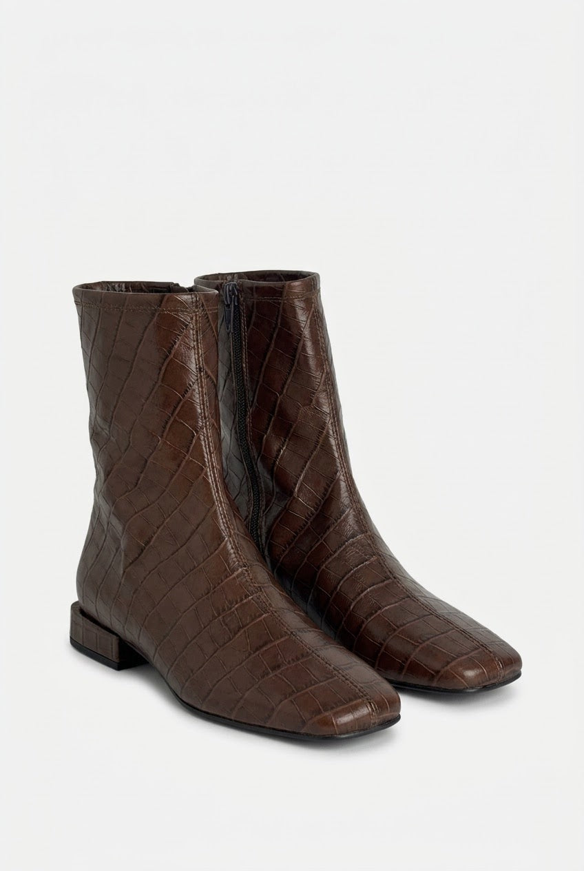 Studio Malori Mid Calf Boots