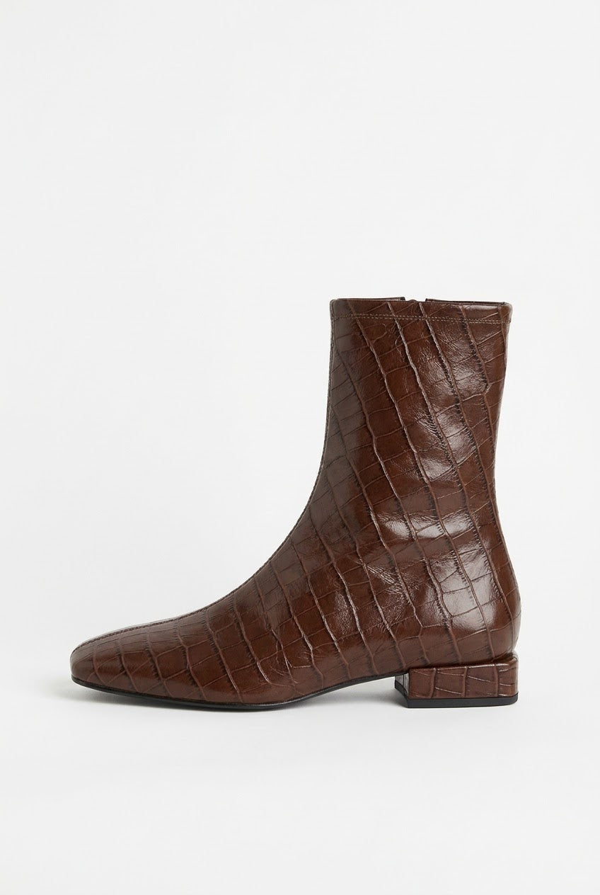 Studio Malori Mid Calf Boots