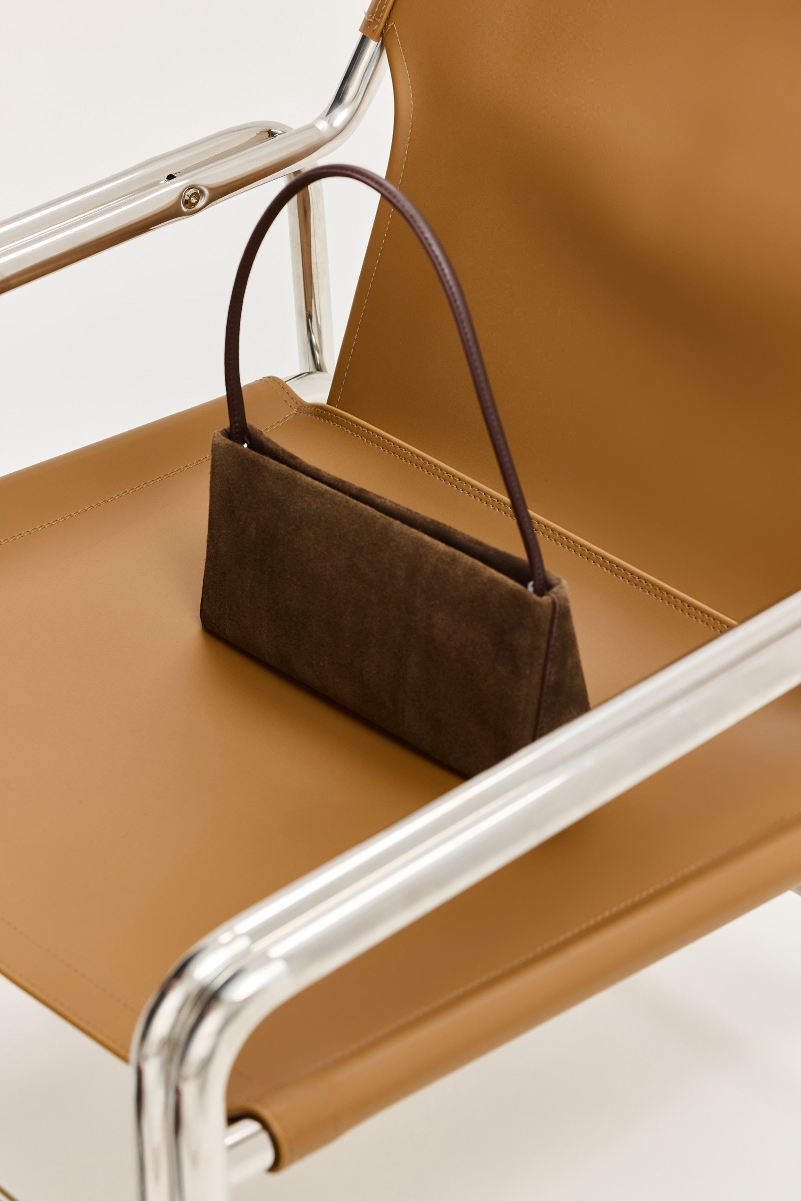 תיק עור ג'יה